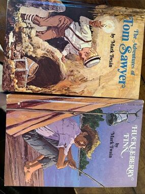 Tom Sawyer & Huckleberry Finn Classic Book Set - Beige & Purple Covers